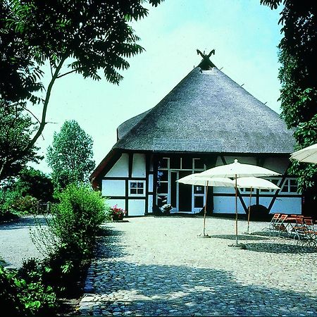 Seehotel Am Neuklostersee Exterior photo